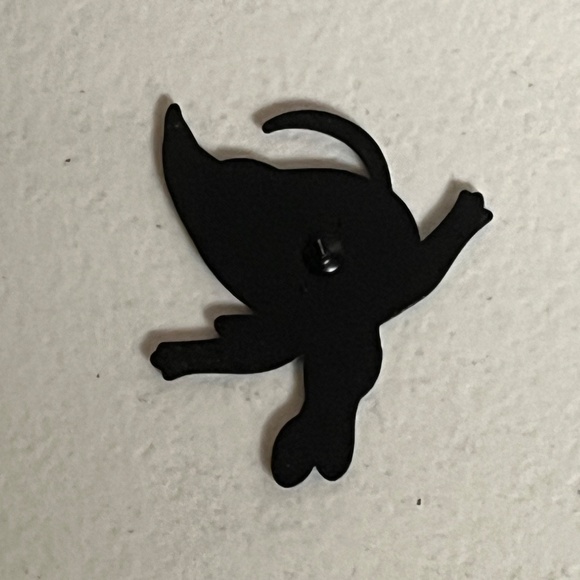 Celebi Pokemon Enamel Pin Green Pins Hat Streetwear Bags Hats - Picture 5 of 7